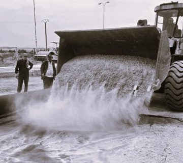 01 360x320
